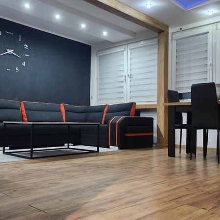 Ekskluzywny Apartament W Centrum Z Klimatyzacja I Balkonem Lubiń Extérieur photo