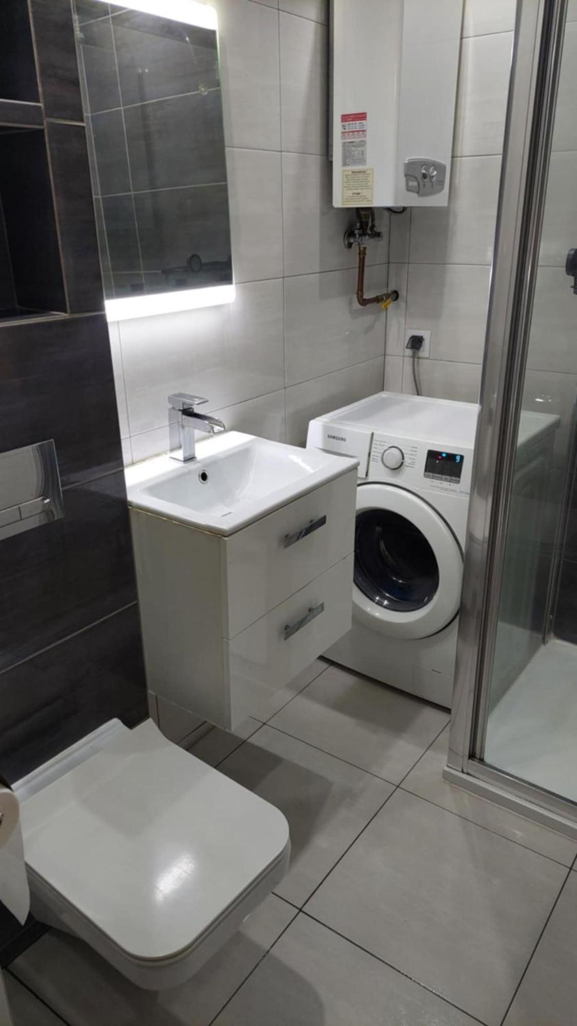 Ekskluzywny Apartament W Centrum Z Klimatyzacja I Balkonem Lubiń Extérieur photo