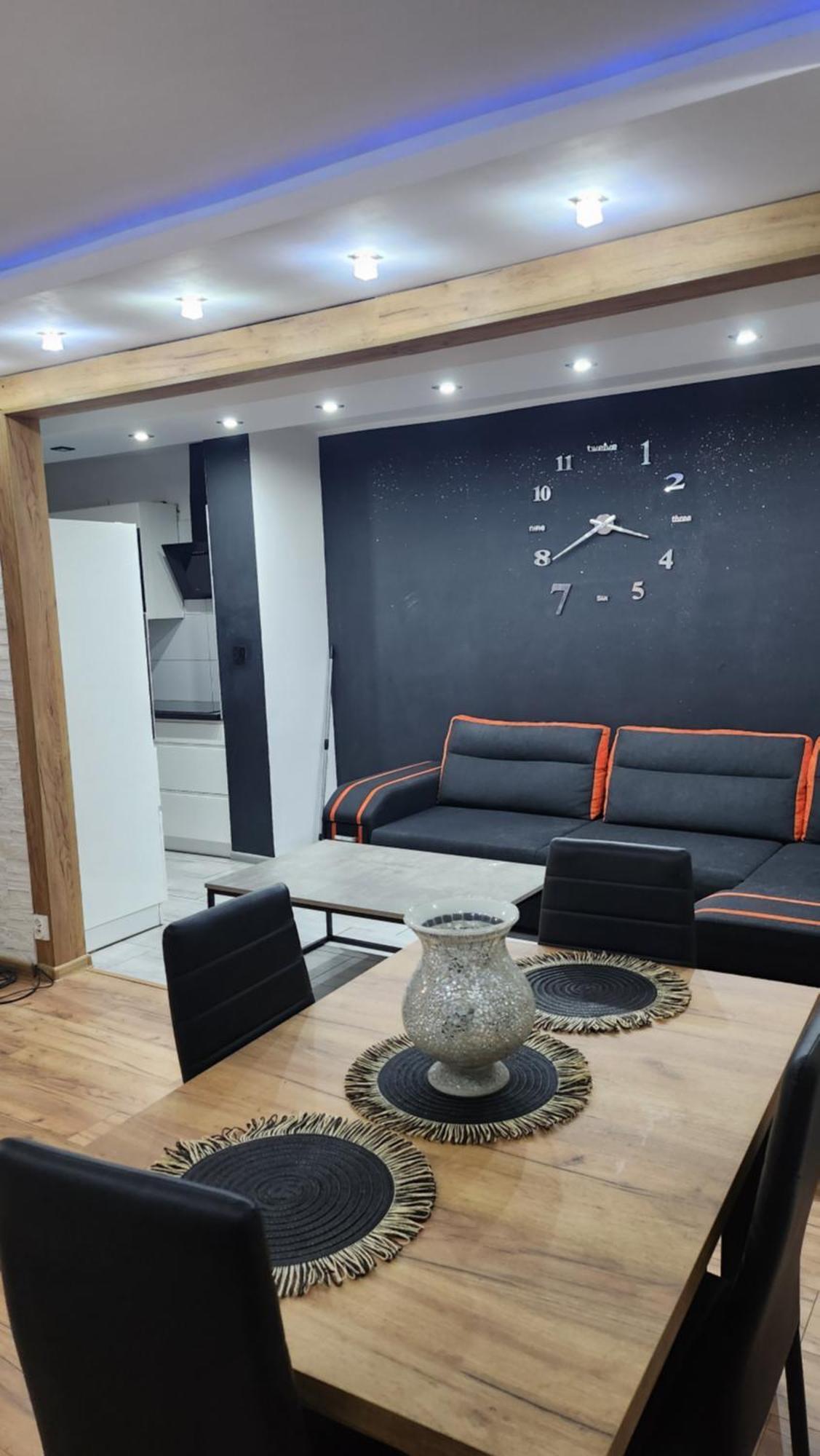 Ekskluzywny Apartament W Centrum Z Klimatyzacja I Balkonem Lubiń Extérieur photo