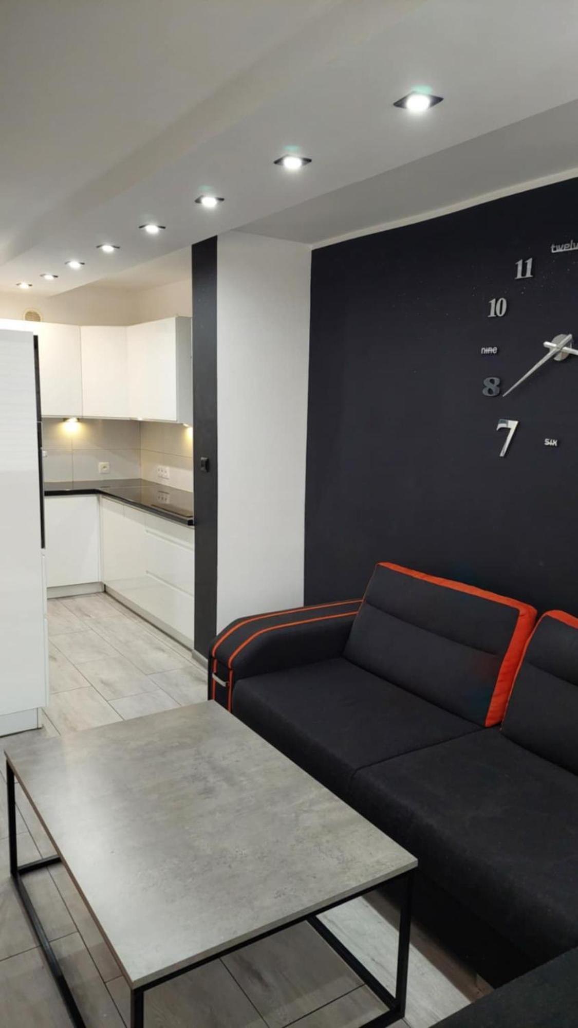 Ekskluzywny Apartament W Centrum Z Klimatyzacja I Balkonem Lubiń Extérieur photo